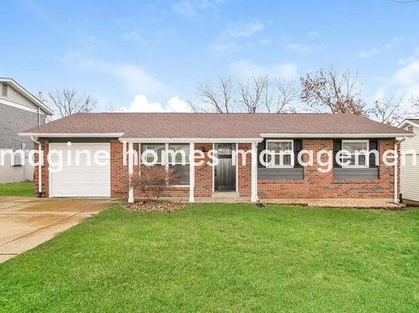 1264 Roth Hill Dr, Maryland Heights, MO 63043