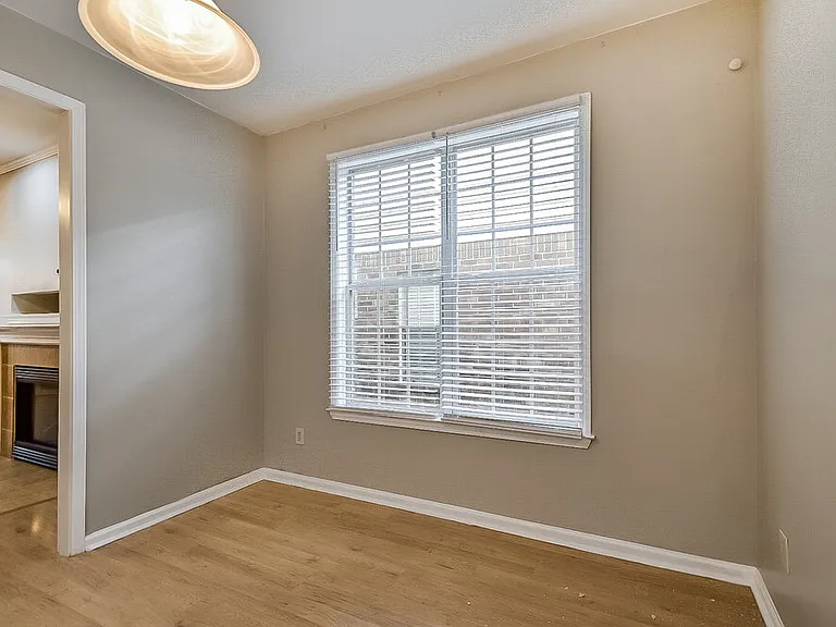 8531 Griffin Park Dr — Photo 7