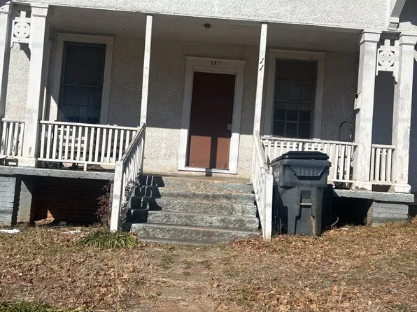 115 Marion St, Laurens, SC 29360