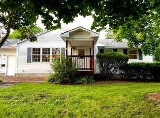 2 S Hill Dr, Essex Junction, VT 05452