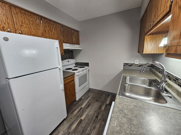 551 18th St E APT 204