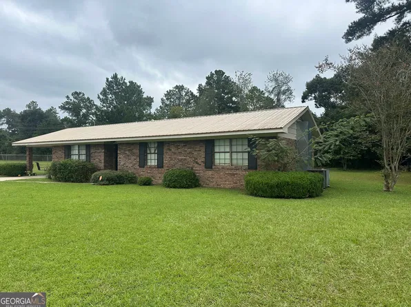 1137 Windsor Dr, Tifton, GA 31794