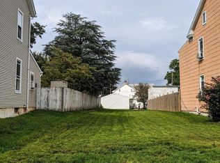 24 Ridge Ave, Hanover, PA 17331