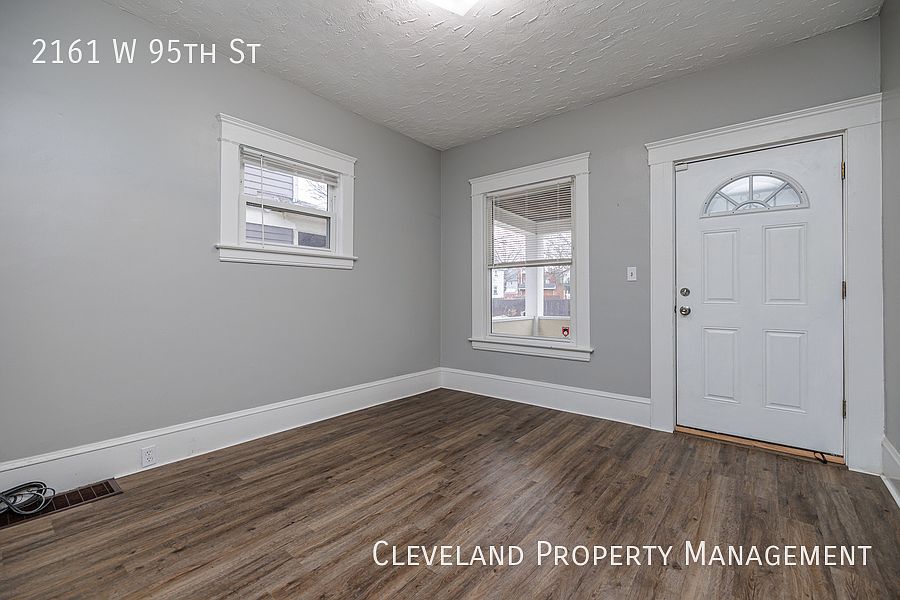 1st image of 2161 W 95th St