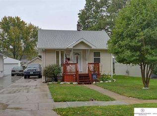 6783 Pratt St, Omaha, NE 68104