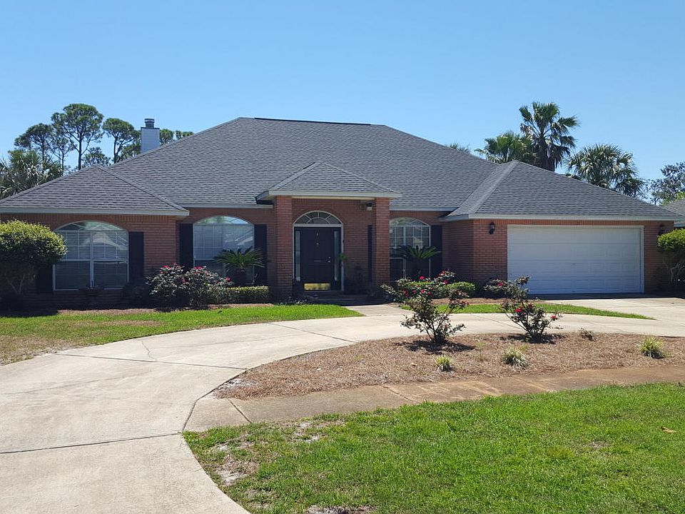 1st image of 22 Indian Bayou Dr