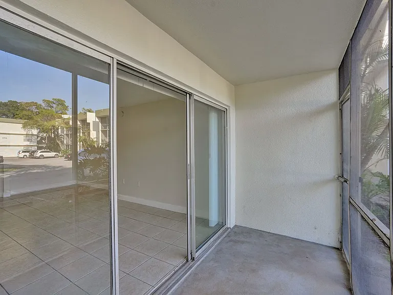 4205 N University Dr #108 — Photo 27