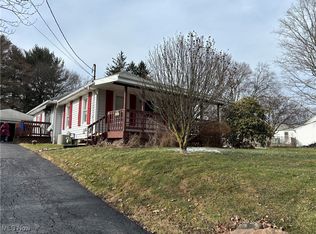 6245 Wall St, Ravenna, OH