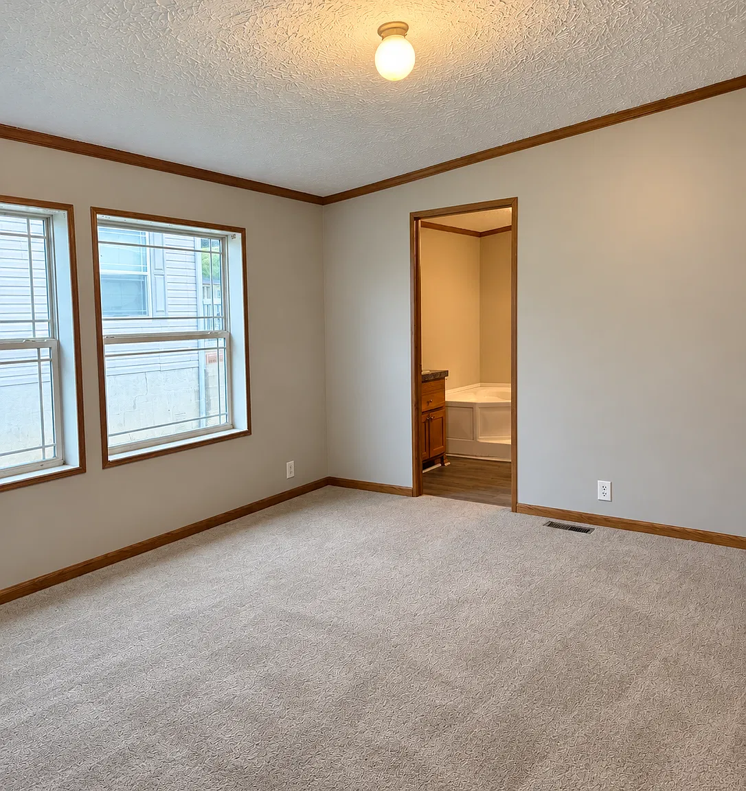 134 Hillview - 1 — Photo 4