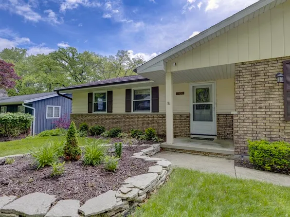 3109 Ashford Ln, Madison, WI 53713