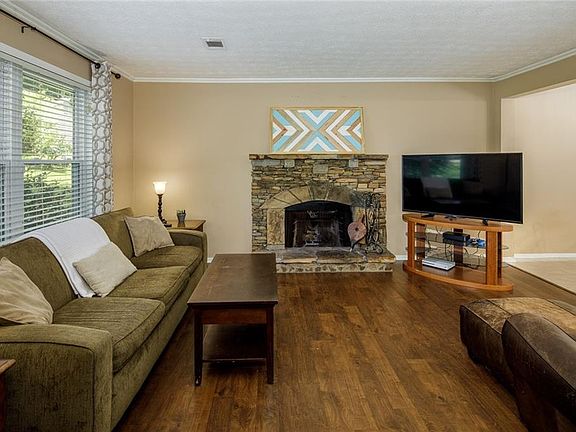 5th image of 3328 Long Indian Creek Ct