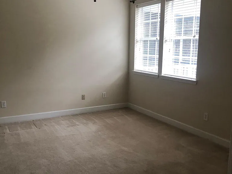 2052 Secret Garden Ln #304 — Photo 18