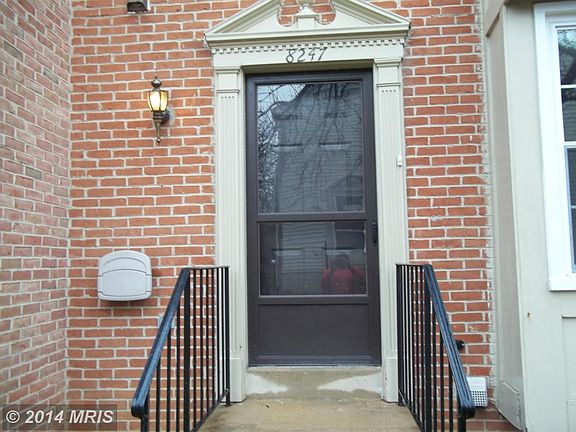 2nd image of 8247 Londonderry Ct