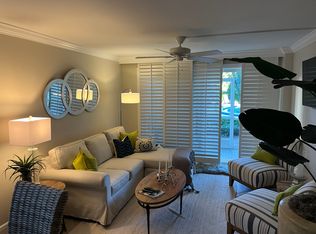 1300 Gulf Shore Blvd N APT 108, Naples, FL 34102