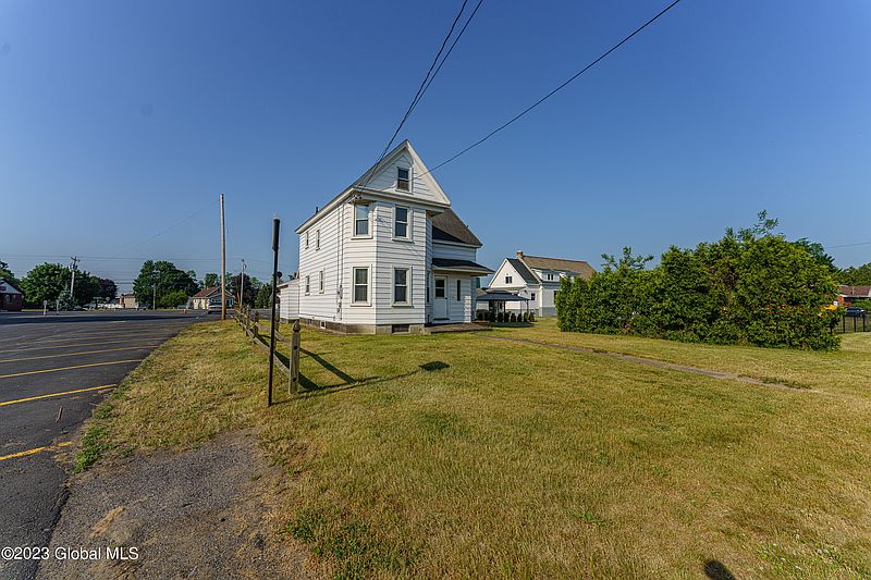 2nd image of 123 Rotterdam Street