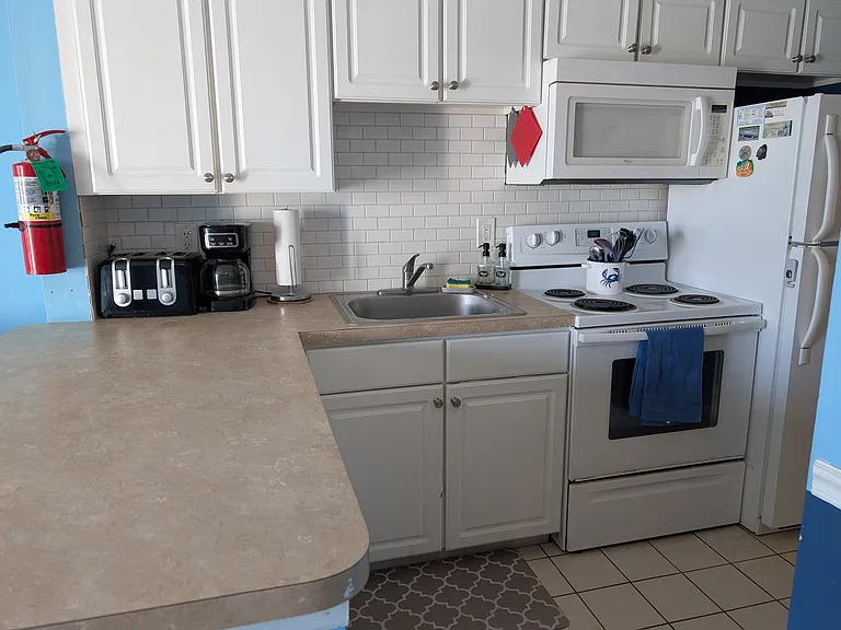 504 E 17th Ave #205 — Photo 4