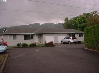 1570 E Central Ave, Sutherlin, OR 97479