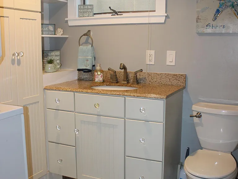 268 N End Blvd #A-1 — Photo 19