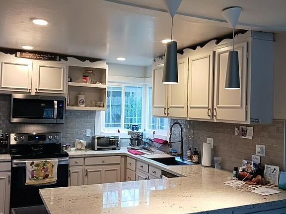 5th image of 1495 Marsh Ave