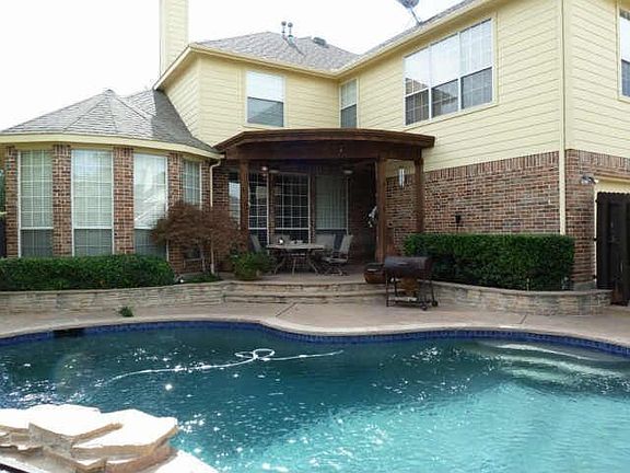 3rd image of 2702 Bandolier Ln