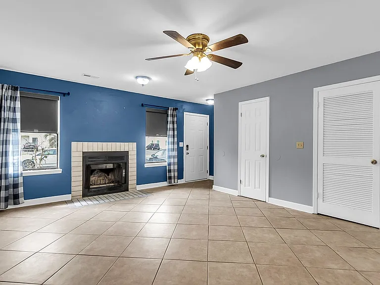 206 Pine Shadow Dr — Photo 8