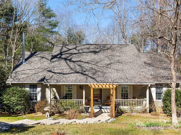 732 Knob Rd, Pisgah Forest, NC 28768