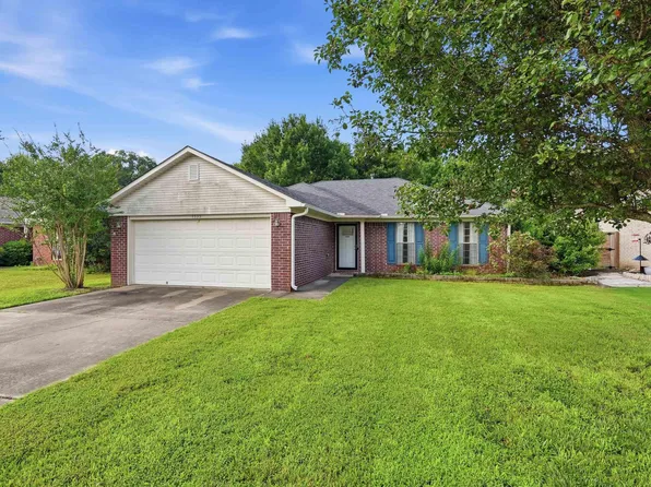 4535 Graham Dr, Conway, AR 72034