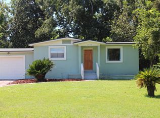 1978 Ribault Scenic Dr, Jacksonville, FL 32208