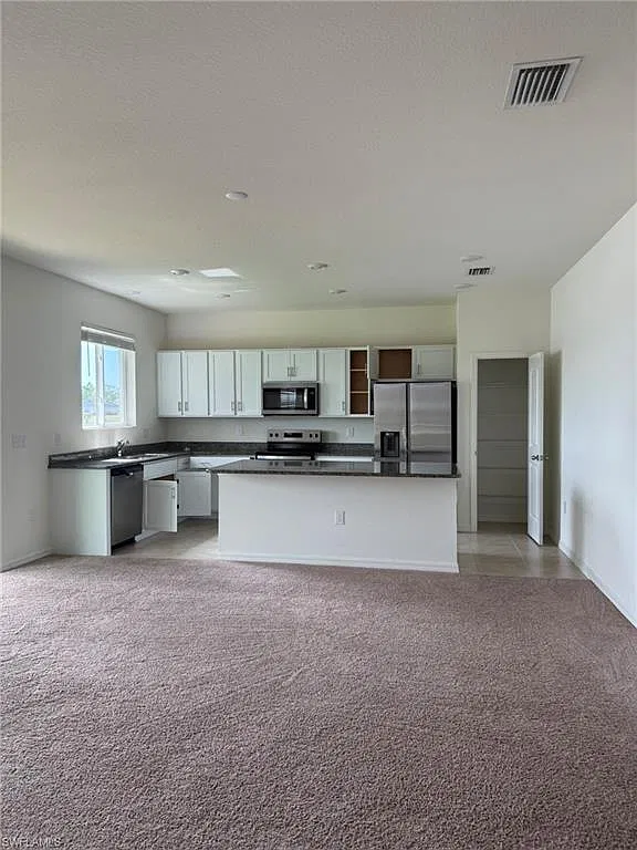 3 bed, 2.0 bath, 1780 sqft, $2,350 — Photo 4