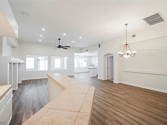 4th image of 7805 Brent Leaf Ave