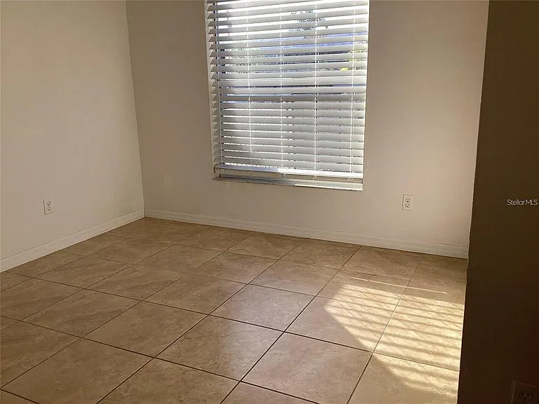 543 Cardinal Dr — Photo 22