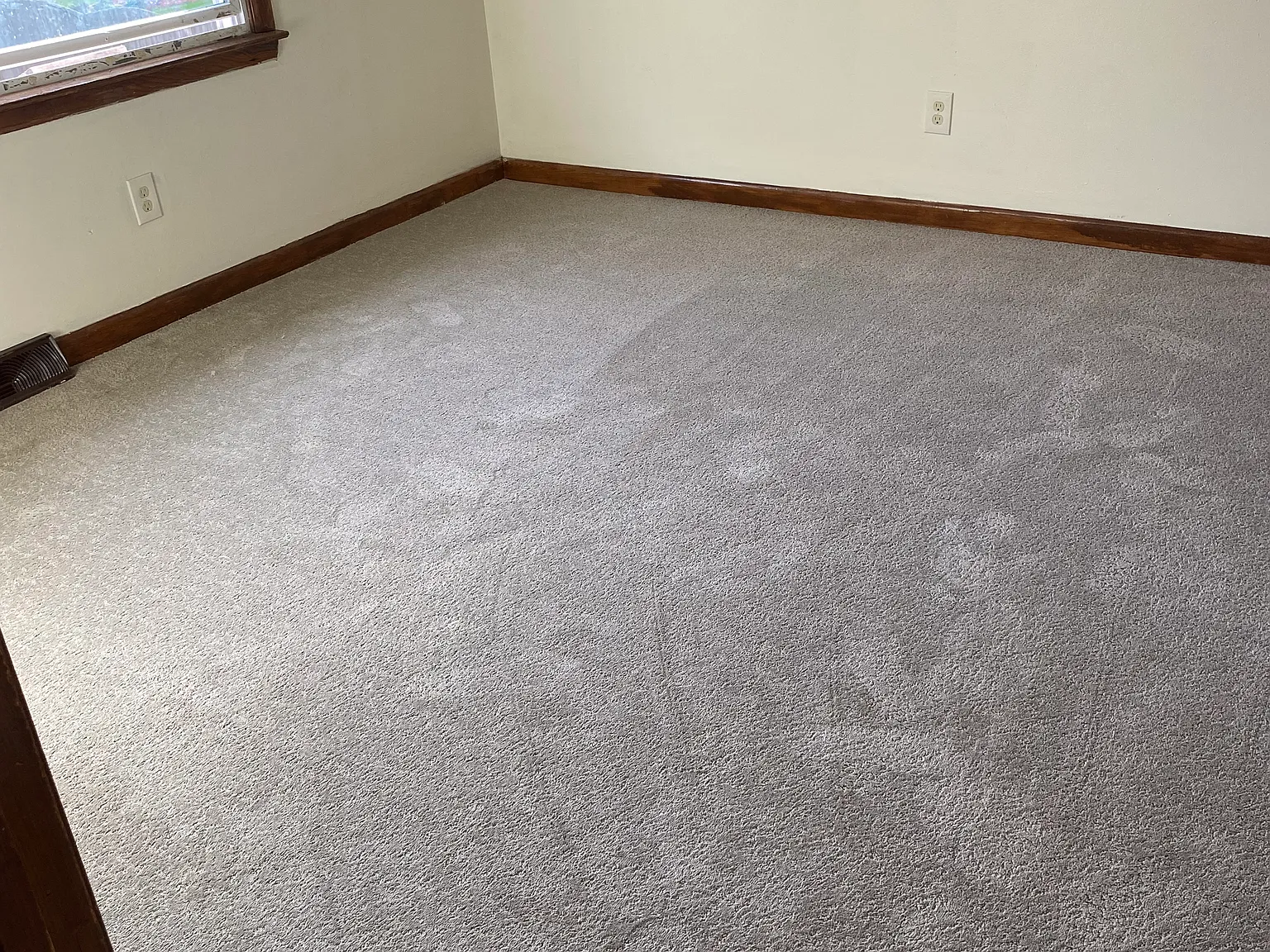 3 bed, 1.5 bath, 1100 sqft, $1,350 — Photo 4