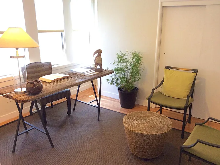 5375 Broadway — Photo 10