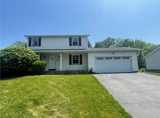 26 Davy Dr, Rochester, NY 14624