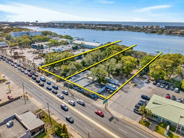 54 Miracle Strip Pkwy SE, Fort Walton Beach, FL 32548