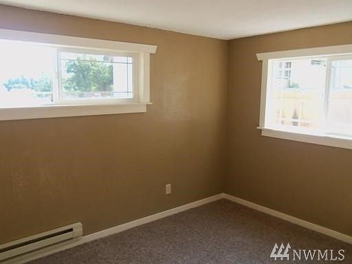 5th image of 625 SE 6th St