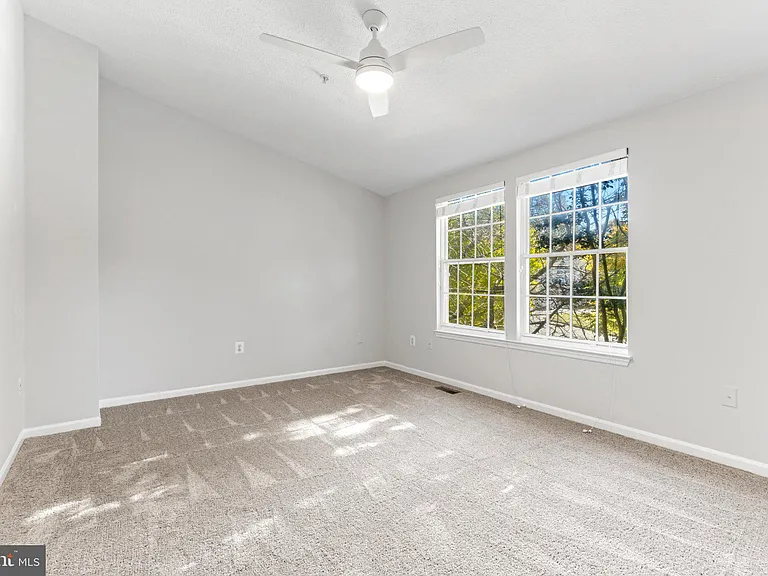 1232 Quaker Ridge Dr — Photo 21