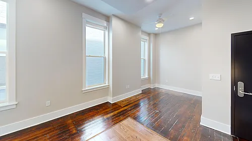 Floor plan 116 W Elder Street 304