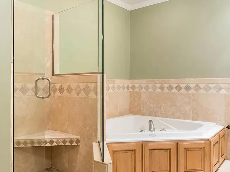 1906 Rosebrook Dr — Photo 14