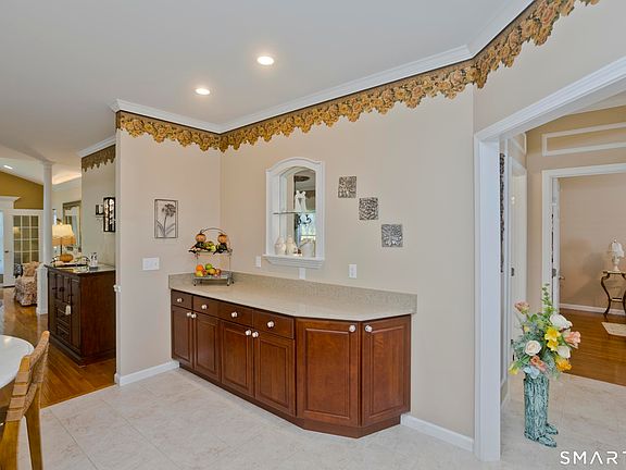 3rd image of 26 Ross Way #26