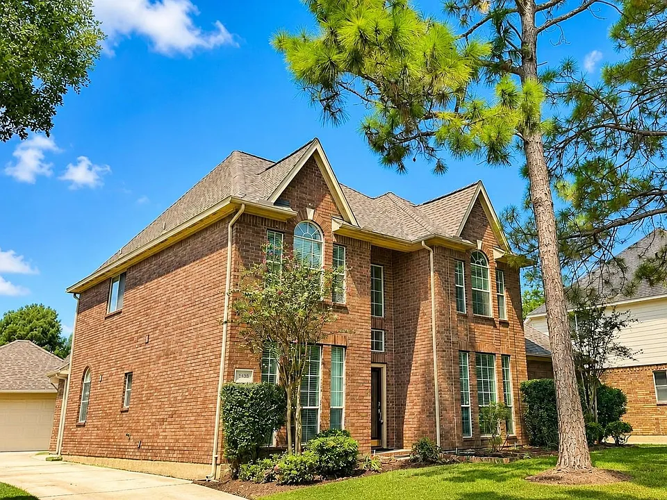 2438 Weatherford Dr