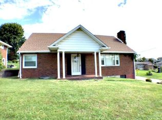 1662 4th St, Monongahela, PA 15063