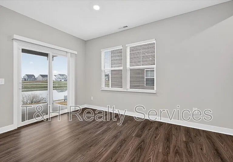 9586 Beckett St — Photo 6