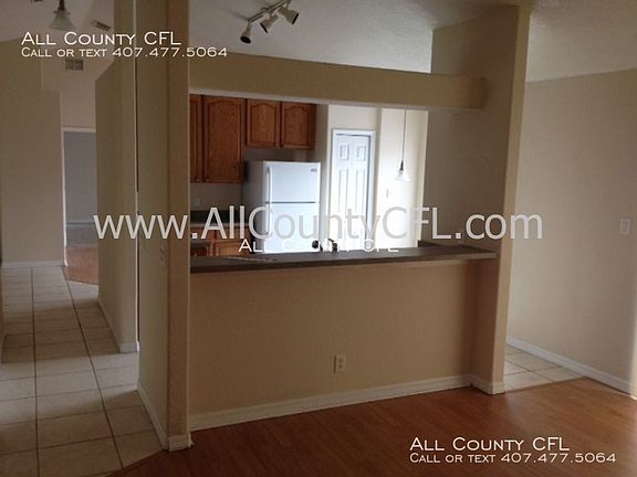 5th image of 360 Chelmsford Ct