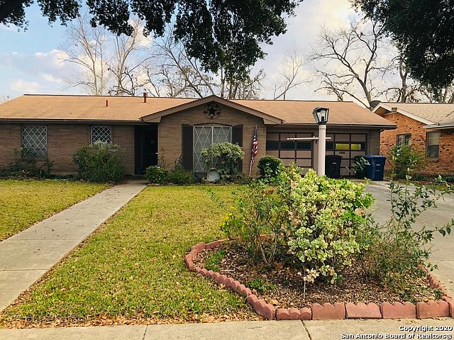 1st image of 322 Green Meadow Blvd