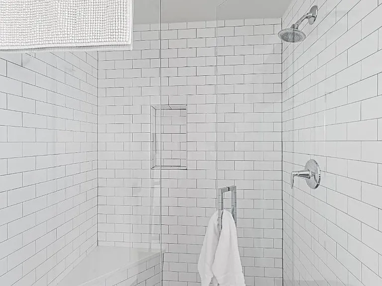 634 Bonaventure Ave NE #3 — Photo 8