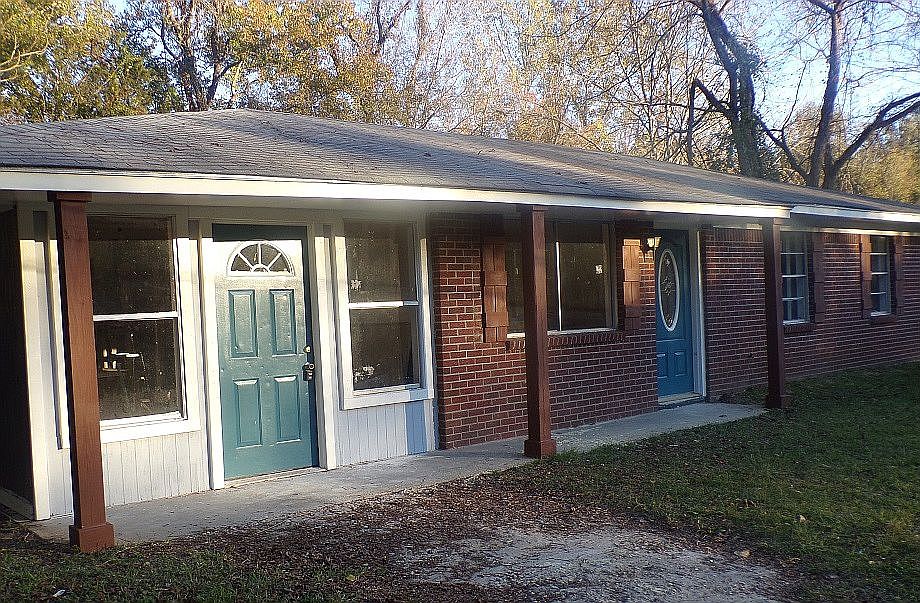 111 Quinola Lane