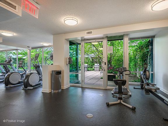 4th image of 800 Elgin Rd APT 1220