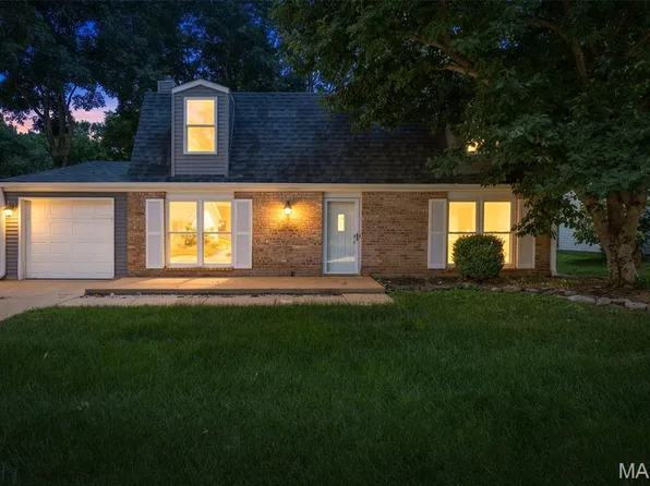 1954 Parkton Way, Barnhart, MO 63012