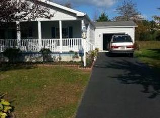 26 Fort Lee Dr, Manahawkin, NJ 08050